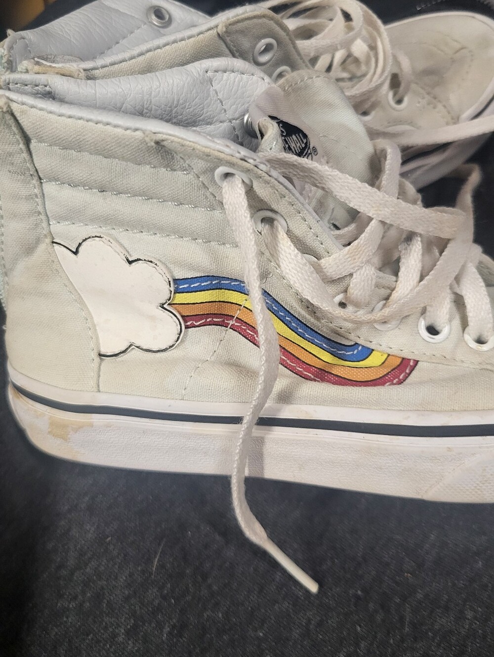 VANS Sk8-Hi Zip (Rainbow Sidestripe) Girls Skate Canvas Sneakers Size 1 - Picture 3 of 7